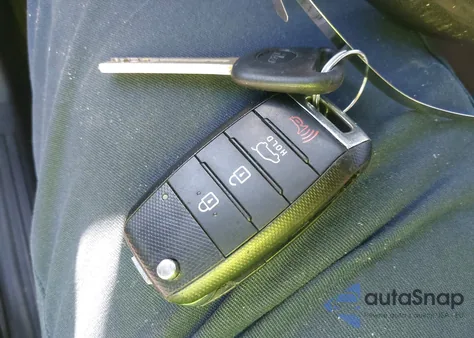 2016 Kia Soul z USA, uszkodzony, nr VIN KNDJN2A23G7300859